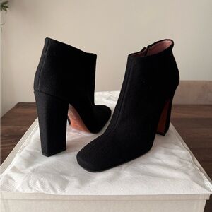 Alaia Wool Ankle Boots